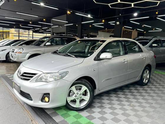 TOYOTA COROLLA 2.0 XEI 16V FLEX 4P AUTOMÁTICO